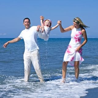 Alleinerziehende-Singles
Suchst du nach einer besonderen Verbindung? Alleinerziehende-Singles ist die ideale Plattform für alle Mamas und Papas, die auf der Suche nach einer neuen Liebe oder einer Patchwork-Familie sind. Die große Datenbank an Mitgliedern ermöglicht es dir, mit nur wenigen Klicks das passende Gegenstück in deiner Nähe zu finden.